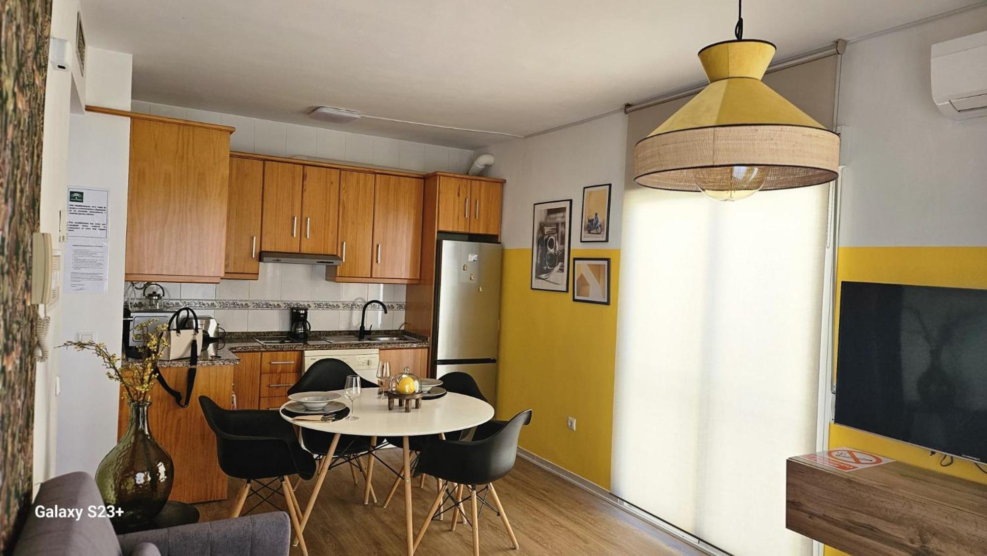 Apartamento Yellow Garrucha Luaran gambar