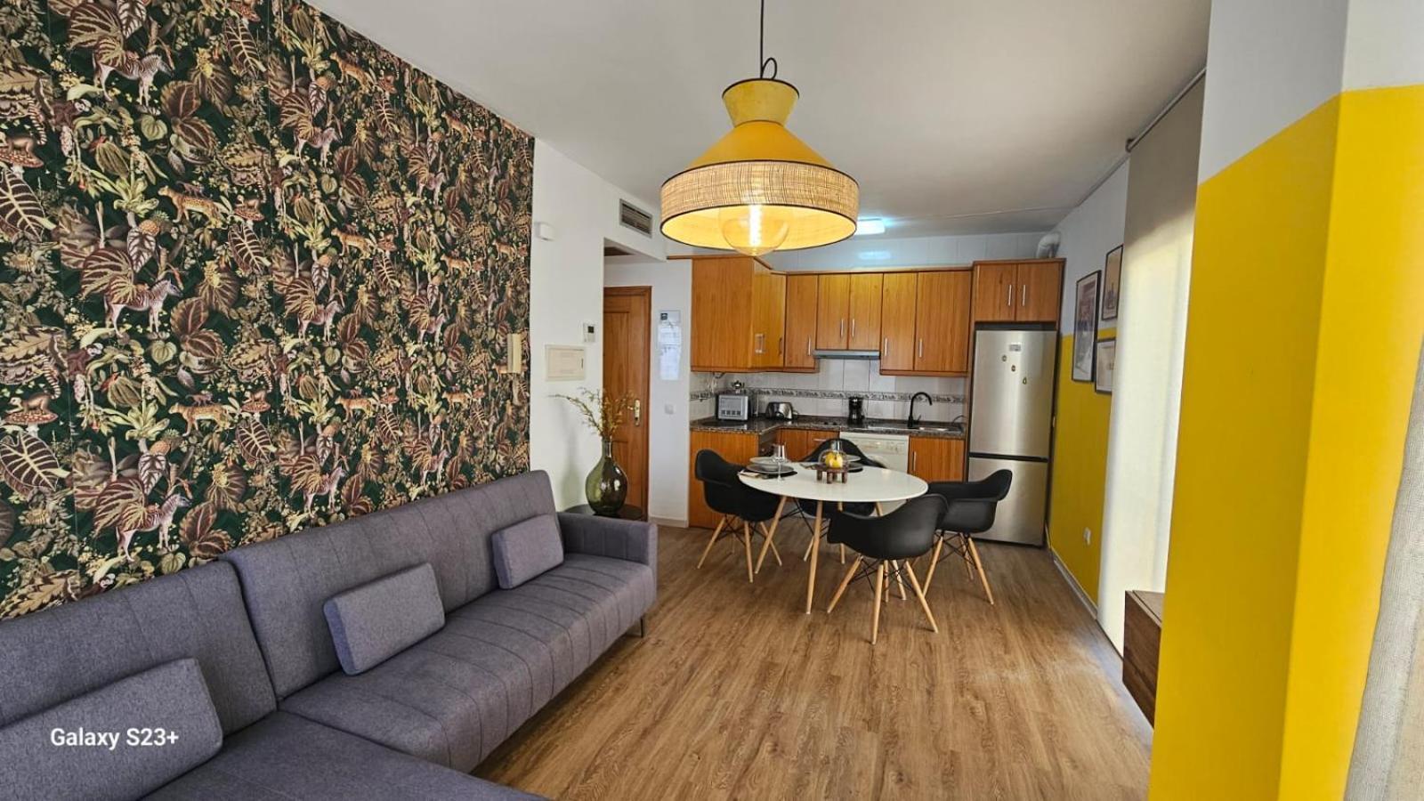 Apartamento Yellow Garrucha Luaran gambar